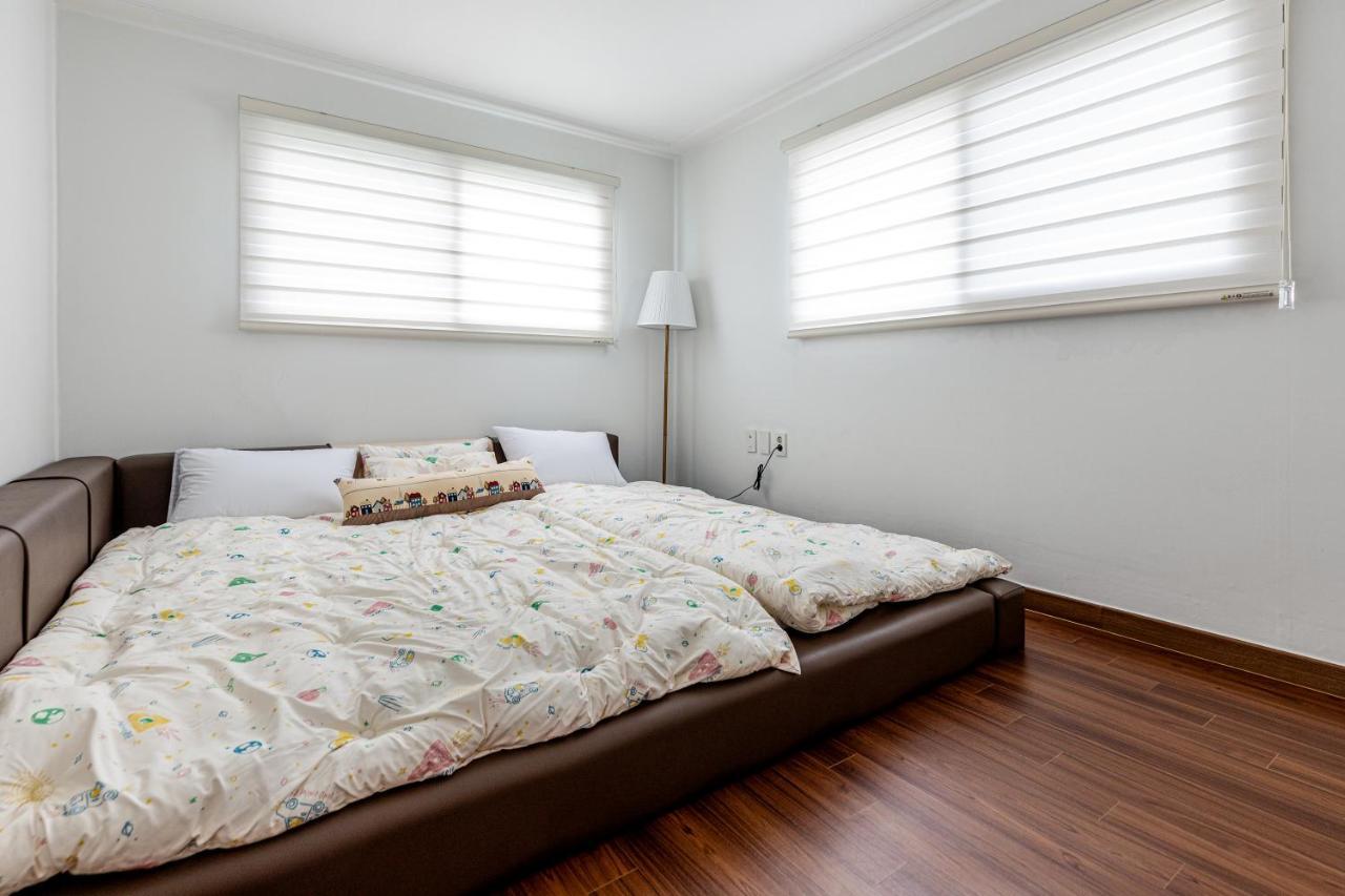 Haevichi Private Pension Seogwipo Bagian luar foto